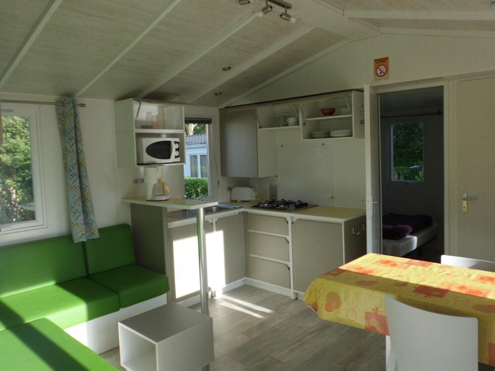 Camping De Lanven Plomeur Zewnętrze zdjęcie